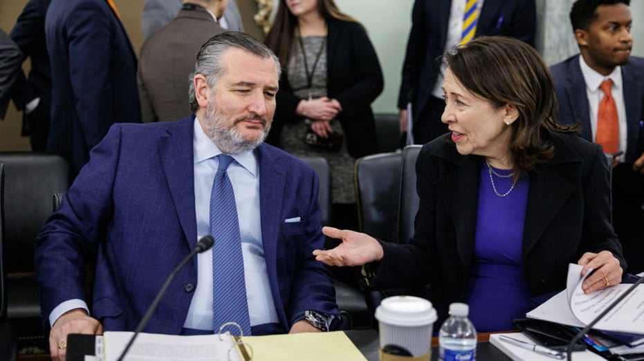 Congress may finally have a bipartisan path forward on college athletics with Cruz-Cantwell legislation School Education